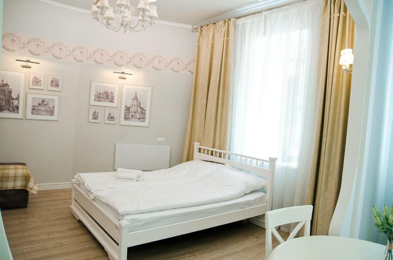 לבוב Deluxe Appartment In The City Center מראה חיצוני תמונה