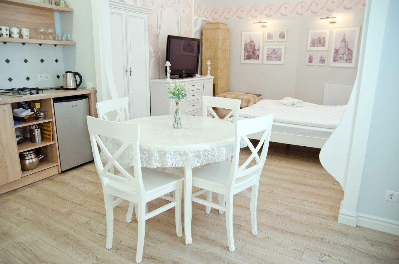 לבוב Deluxe Appartment In The City Center מראה חיצוני תמונה